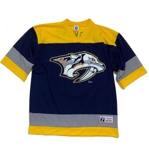 Vintage Nashville Predators NHL Ice Hockey Logo 7 David Legwand Jersey Medium
